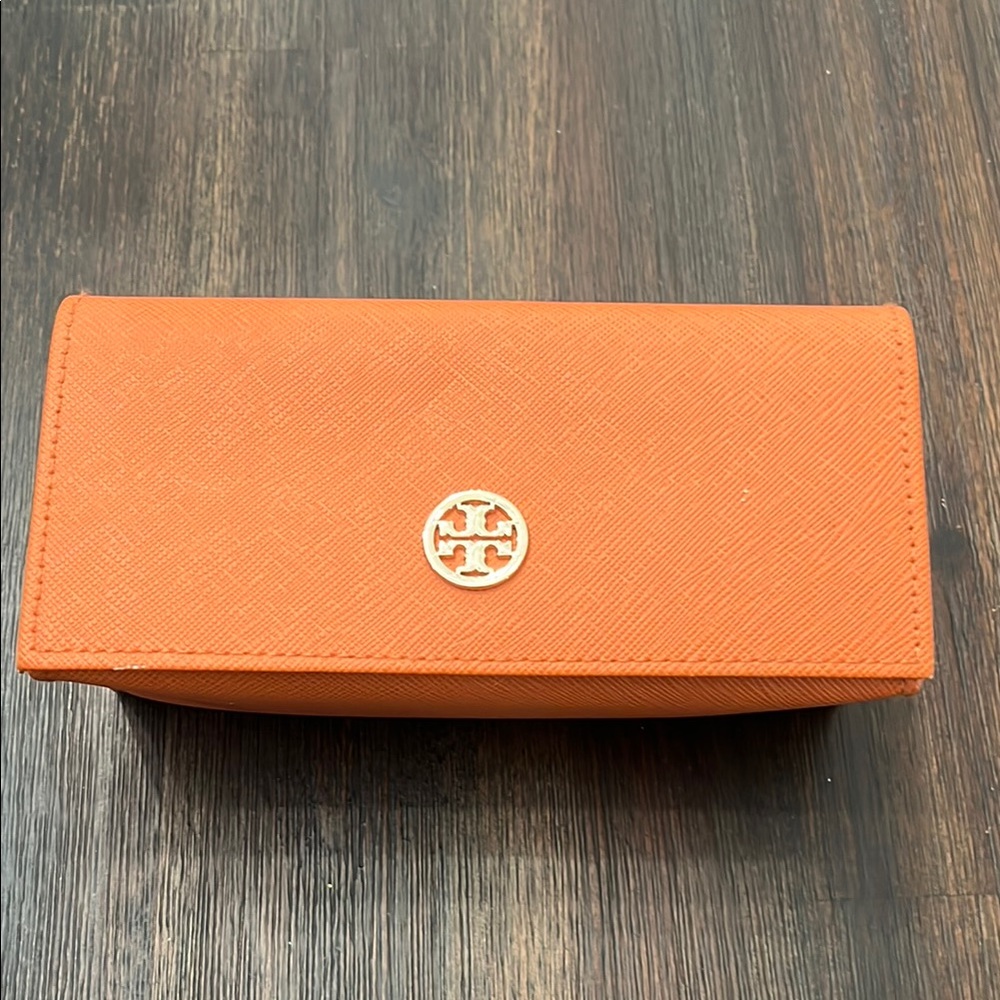 Tory Burch Glasses case